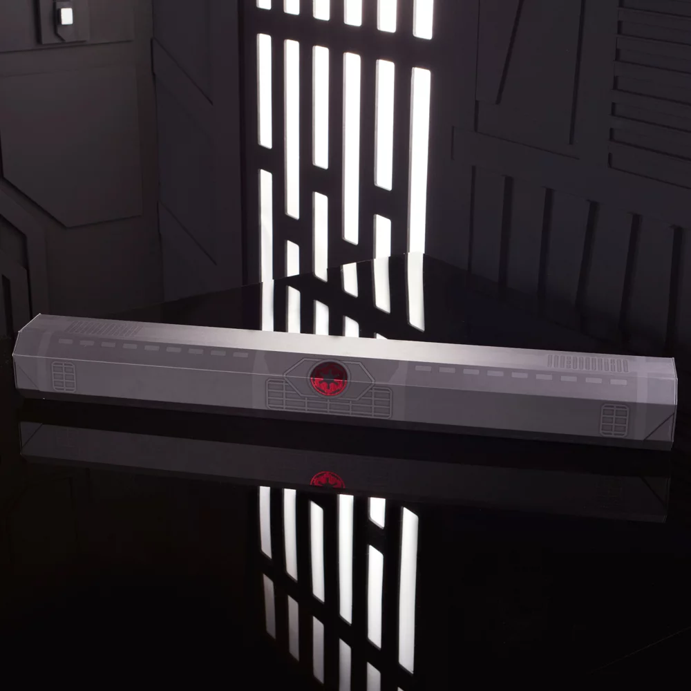 Disney Store Sabre Laser Dark Vador Legacy 8 Disney Store Sabre Laser Dark Vador Legacy – Image 6