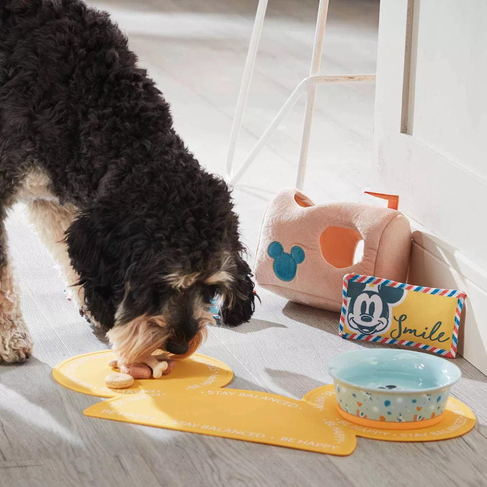 Disney Store Tapis De Repas Mickey Pour Animaux 4 Disney Store Tapis De Repas Mickey Pour Animaux – Image 2