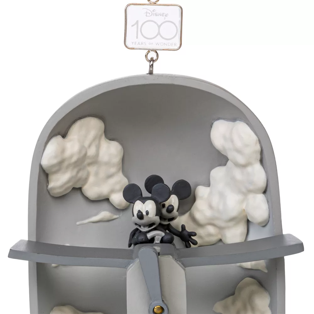 Décoration à Suspendre Mickey Et Minnie Plane Crazy, Collection Sketchbook, Disney100 Eras 6 Décoration à Suspendre Mickey Et Minnie Plane Crazy, Collection Sketchbook, Disney100 Eras – Image 4